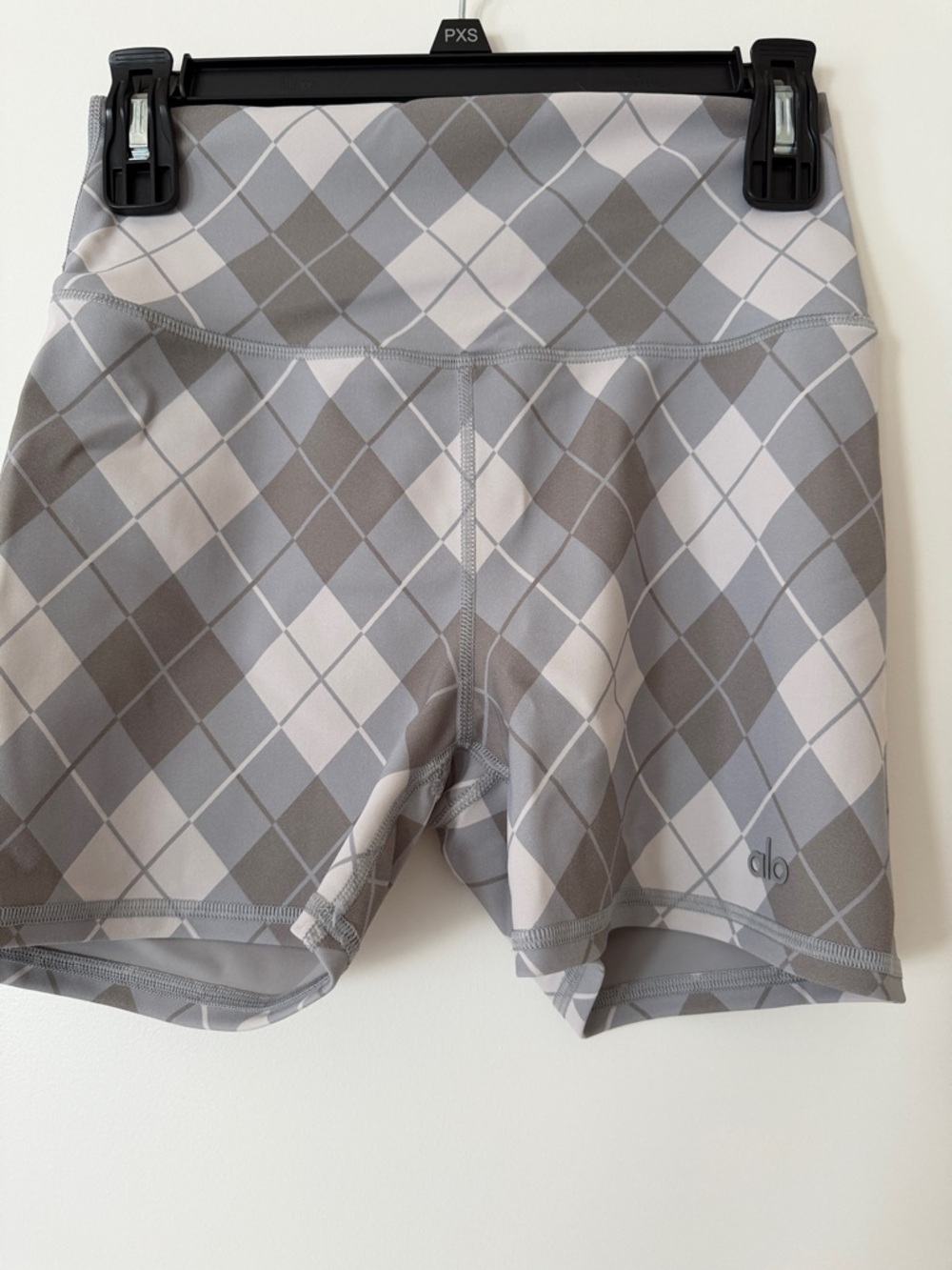 ALO Yoga Gray Argyle High-Rise Bike Shorts Medium